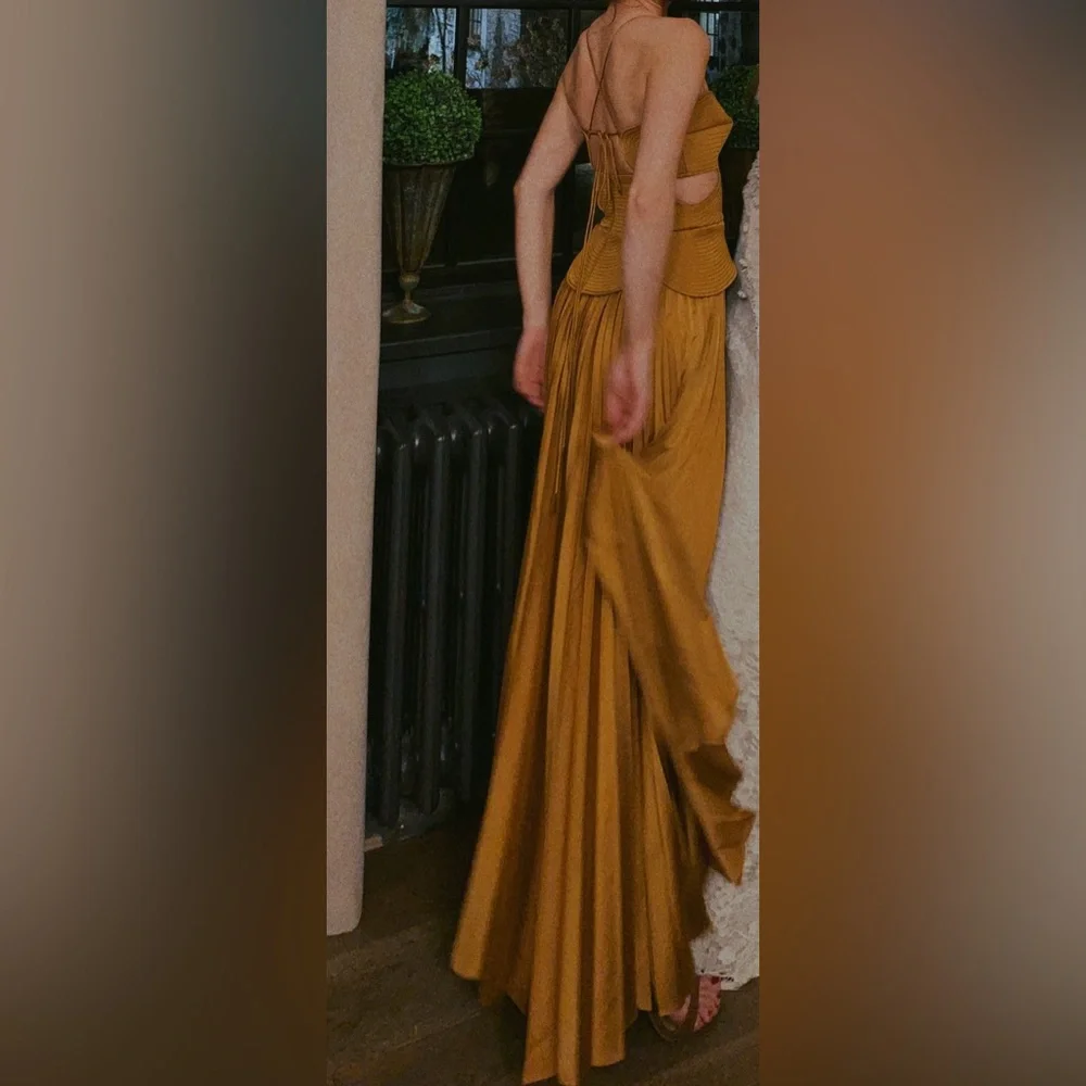 Reiss Gold US 6 pleated maxi dress perfect for weddings,date/dinner events. - Picture 3 of 7